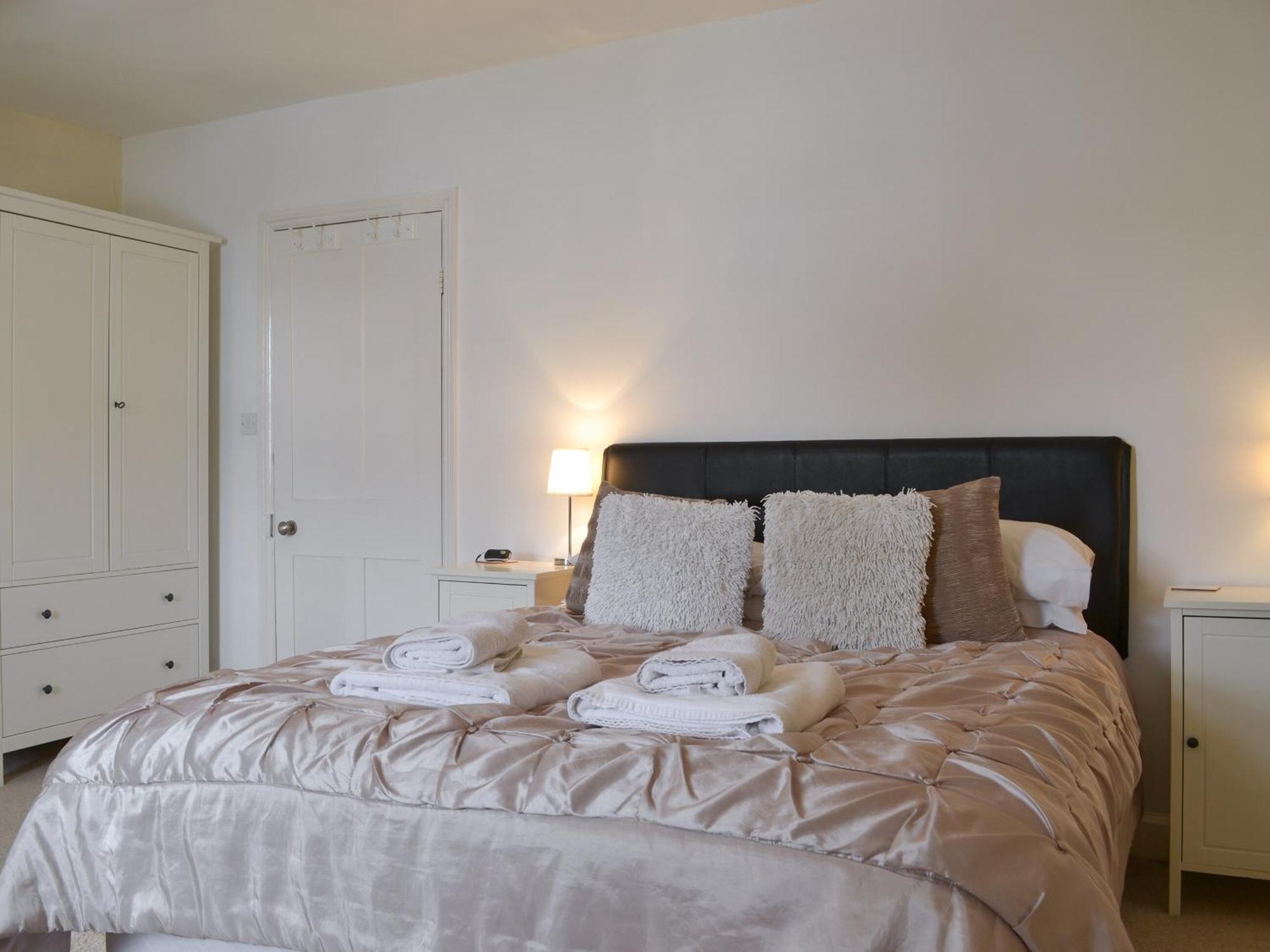 Warner Lea Villa โบว์เนส ออน วินเดอเมียร์ ภายนอก รูปภาพ