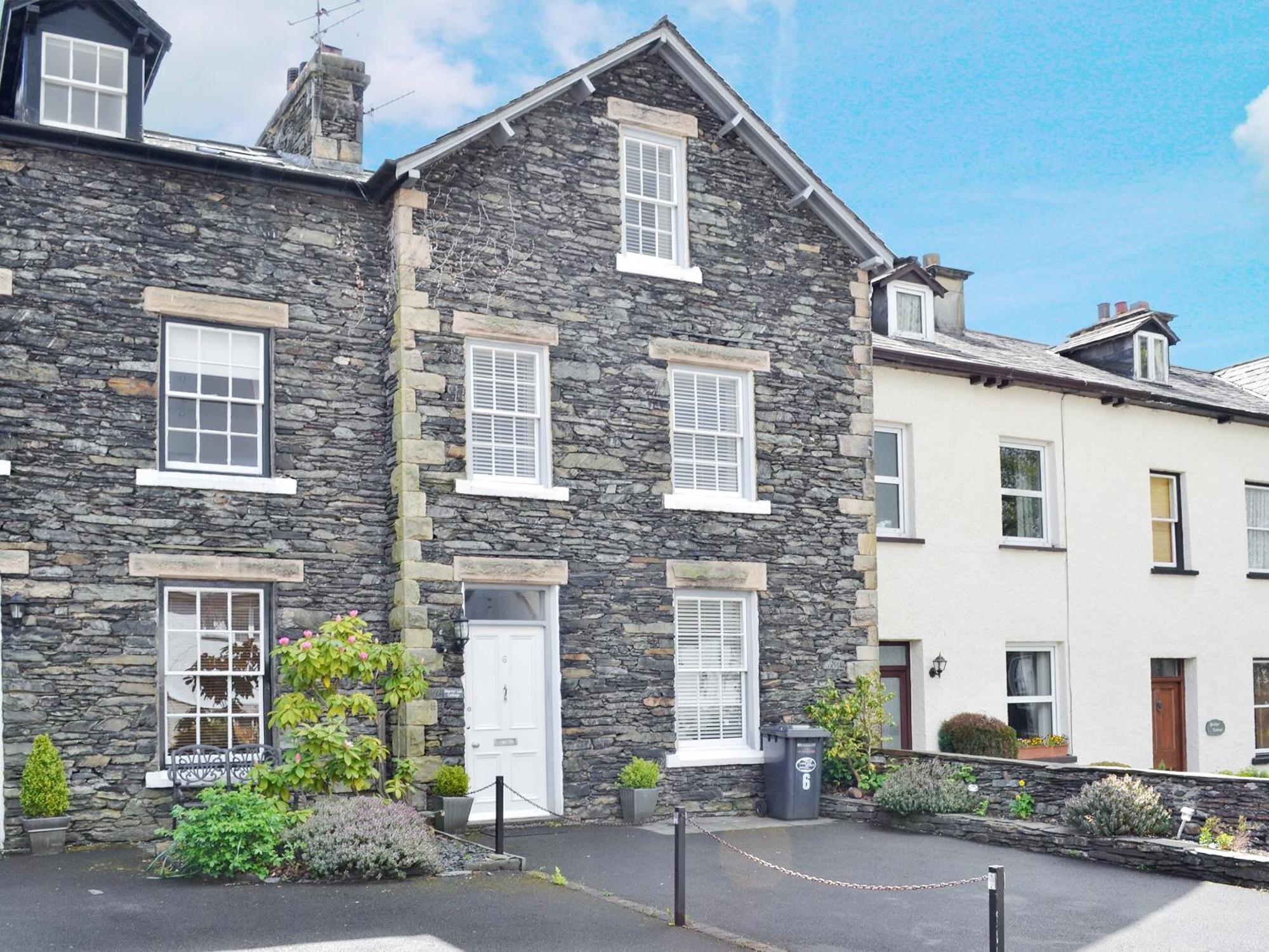 Warner Lea Villa โบว์เนส ออน วินเดอเมียร์ ภายนอก รูปภาพ